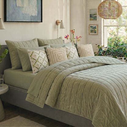 European Linen Grid Quilt set