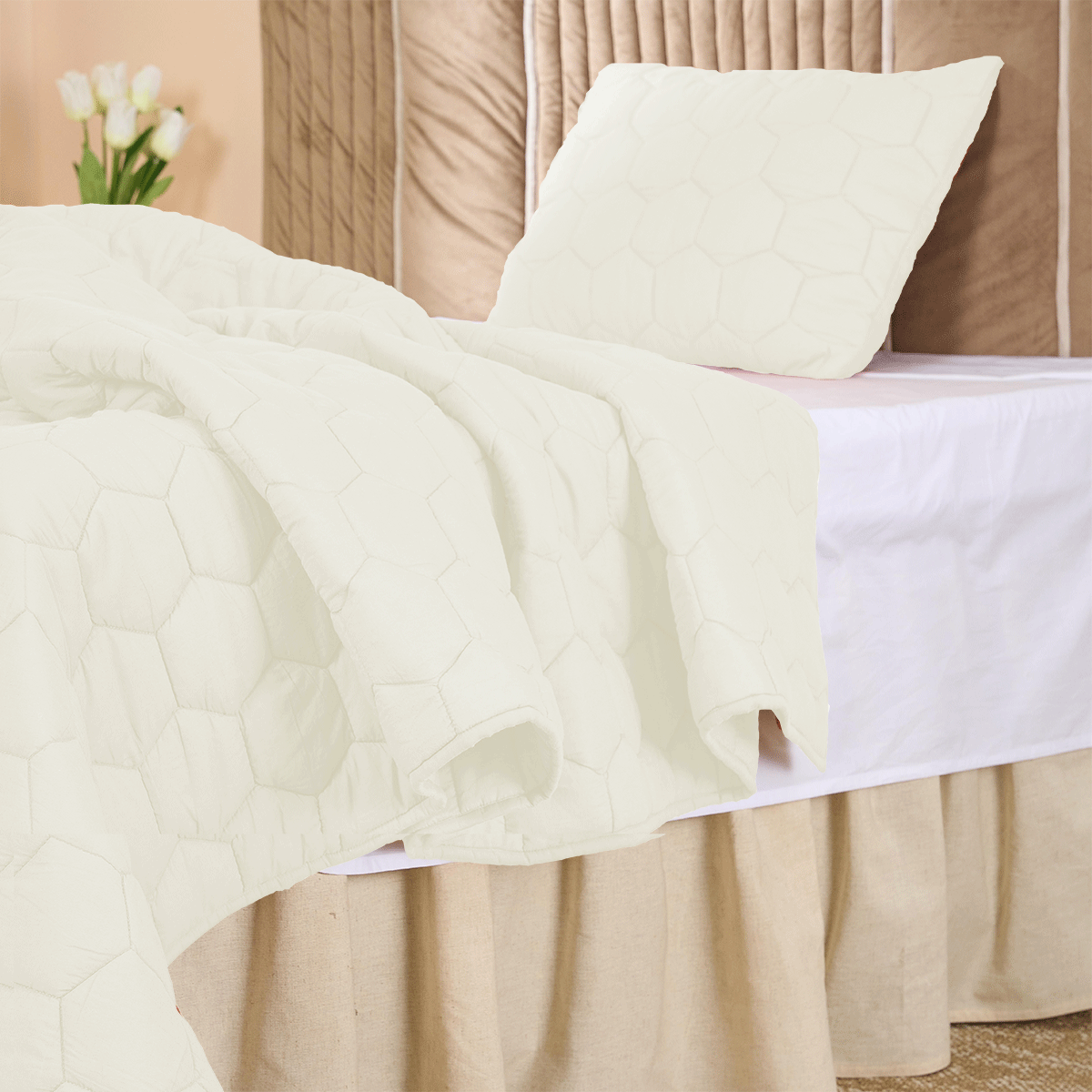 Cotton Honey comb Quilt set