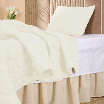 Cotton Honey comb Quilt set