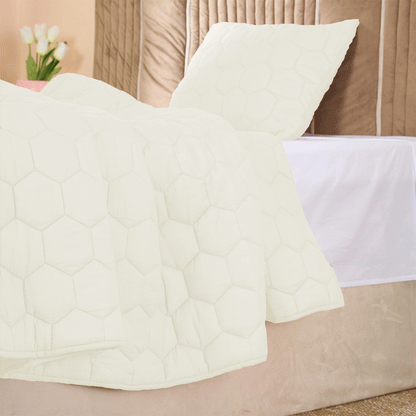 Cotton Honey comb Quilt set