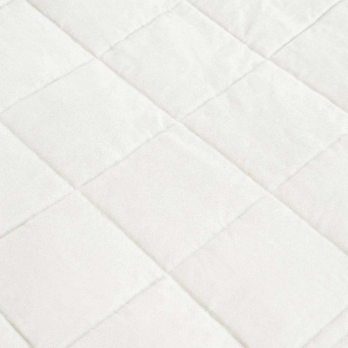 European Linen Grid Quilt