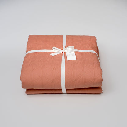 Cotton Heritage Geo Floral Quilt