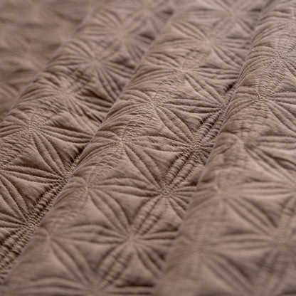 Cotton Heritage Geo Floral Quilt