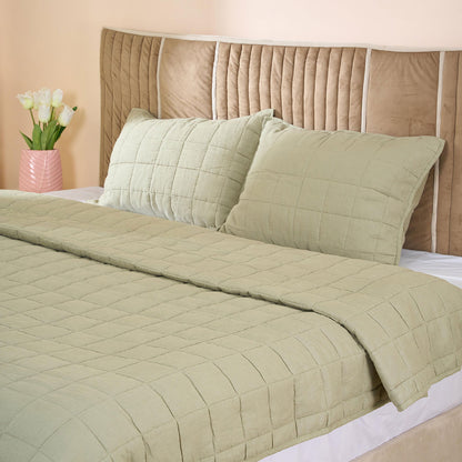 European Linen Grid Quilt